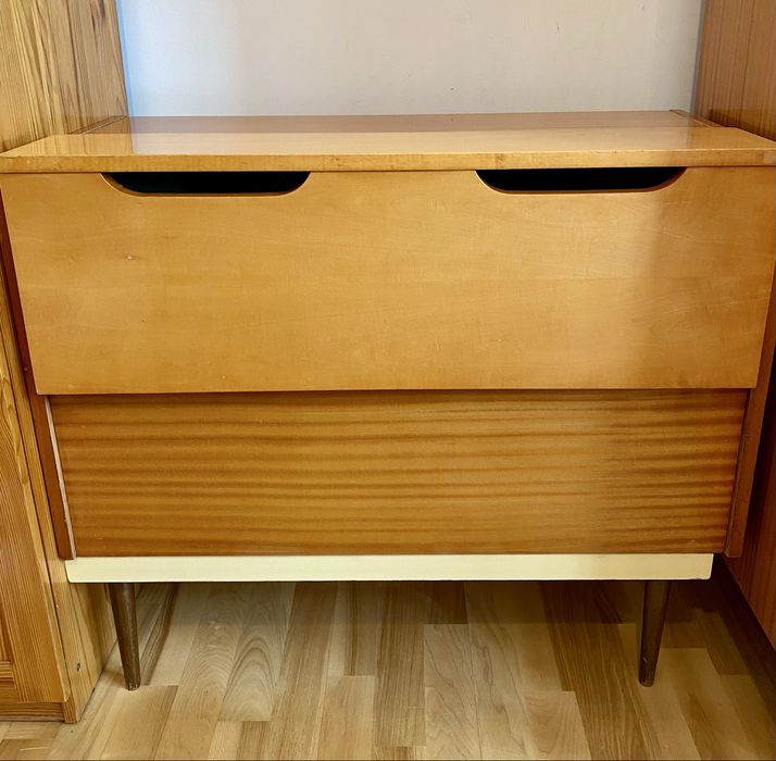 Bieliźniarka komoda na bieluznę, lata 60 PRL, Retro