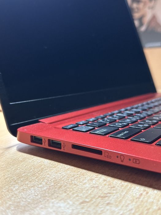 Ноутбук ASUS VivoBook X510UA-BQ440 (червоний)