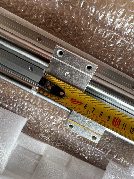 Prowadnice stalowe 2szt. na profilu aluminiowym SBR20 1500mm - twarde wałki fi 20 z wózkami ślizgowymi