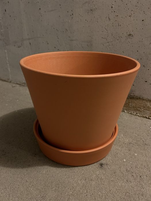 Nowa donica z terakoty Ikea Ingefara 32 cm