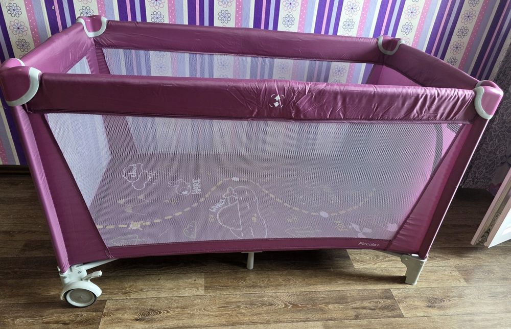 Дитячий манеж-ліжко Carrello Piccolo+ (Orchid Purple) у чудовому стані