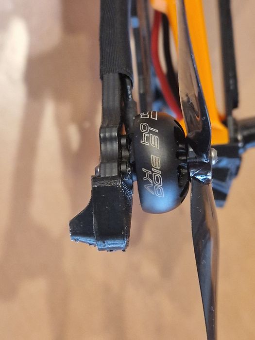 Dron seeker 35 DC 4-6s , elrs, pod dji