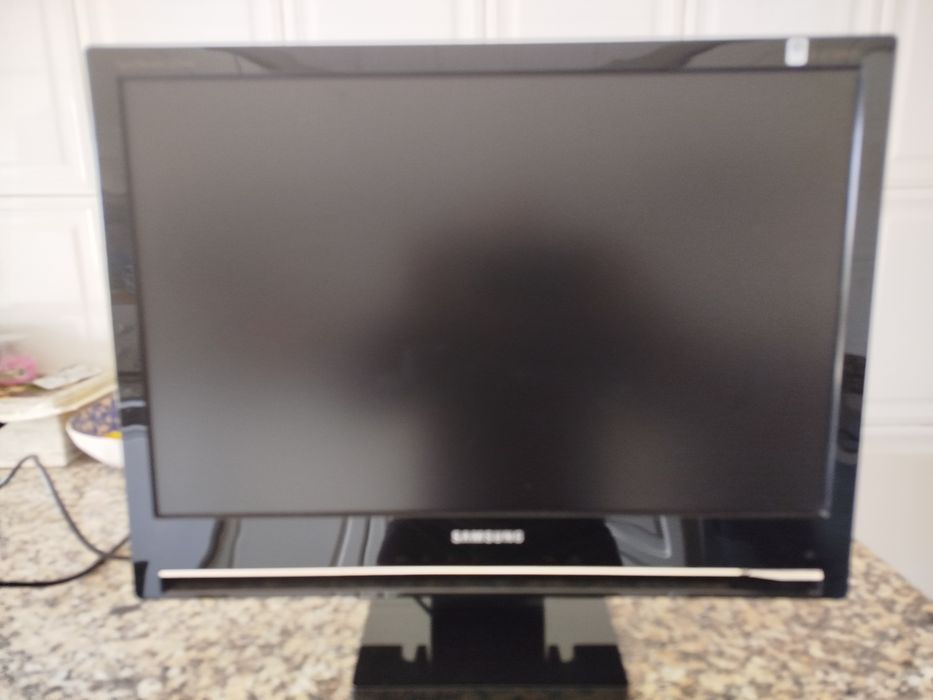 Televisor LCD SAMSUNG..