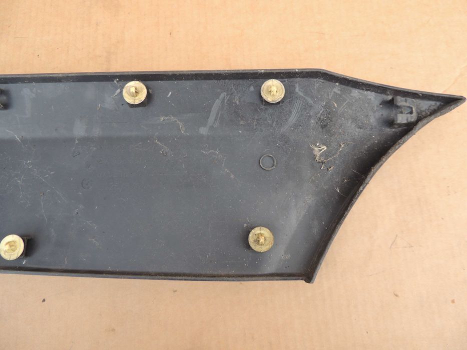 Listwa lewa tył tylna na lewy tył boczna Mercedes Sprinter 06-18 W906