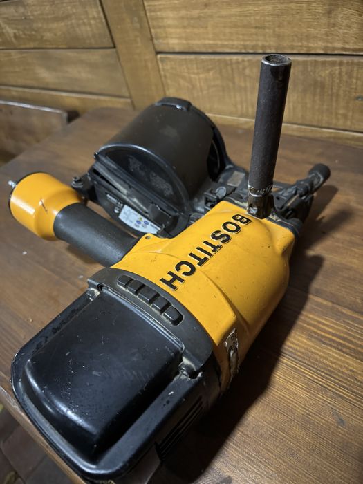 Пневмопістолети для збиття піддонів