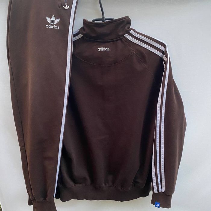 Спортивний костюм Adidas