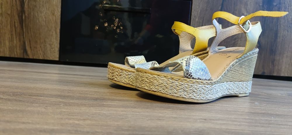 Buty letnie sandaly