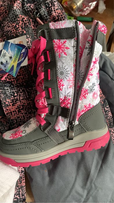 Ботинки зимові для дівчинки 650грн.р.29