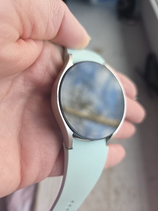 Samsung Galaxy Watch 6 smartwatch