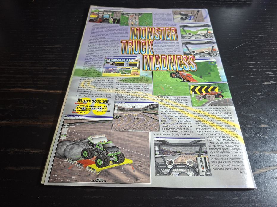 Czasopismo Secret Service numer 40 z PLAKATEM.