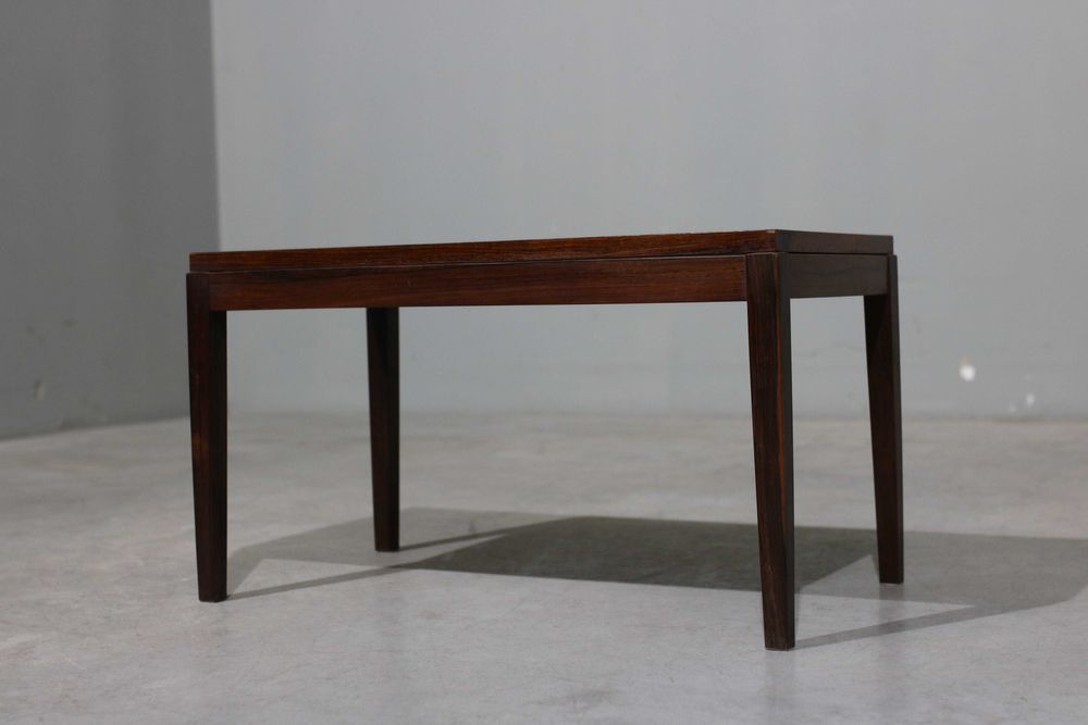 Mesinha de apoio em pau santo | Nordic Design