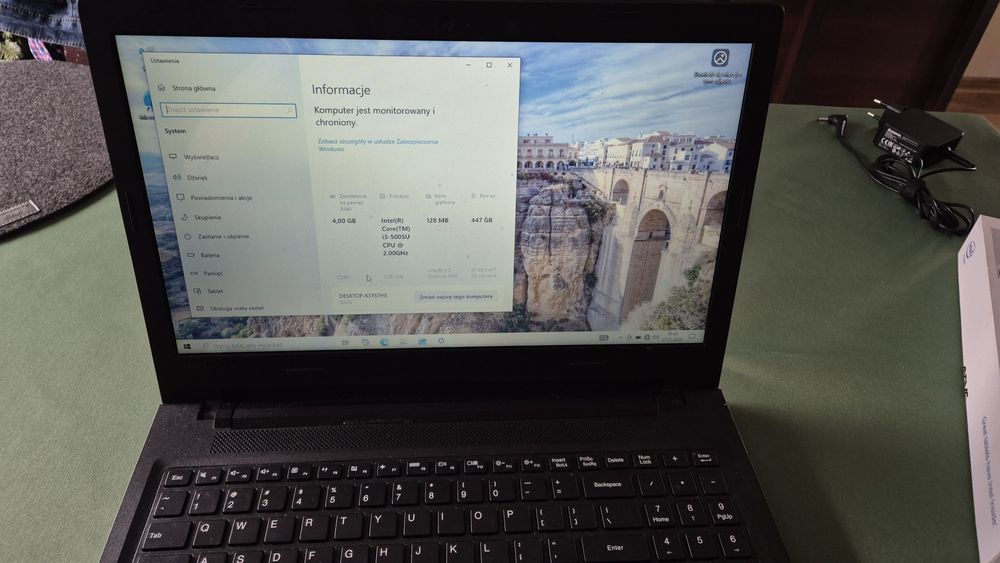 Laptop Lenovo używany