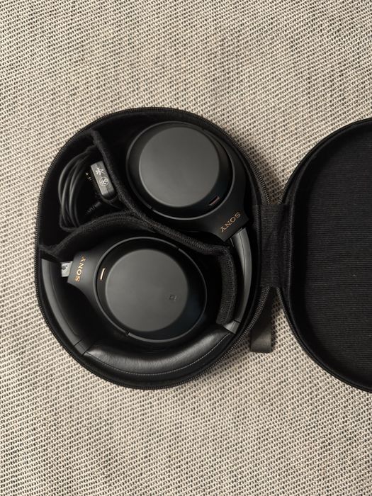 Auscultadores Sony WH-1000XM4 (Bom estado)