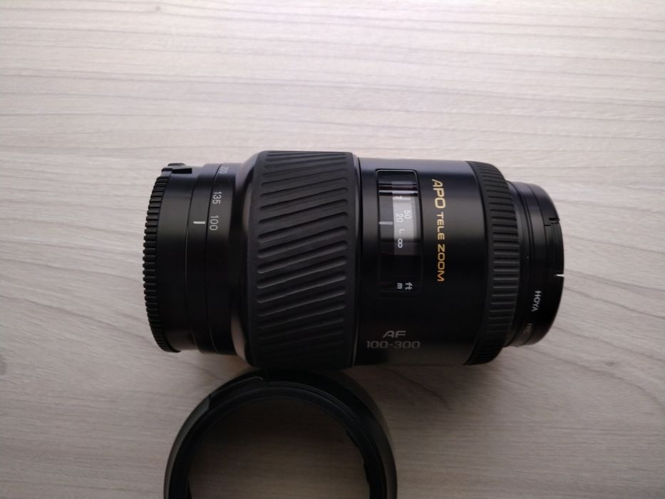 Об'єктив Minolta AF 100-300 APO Tele Zoom f(1:4,5-5,6)+фільтр hoya