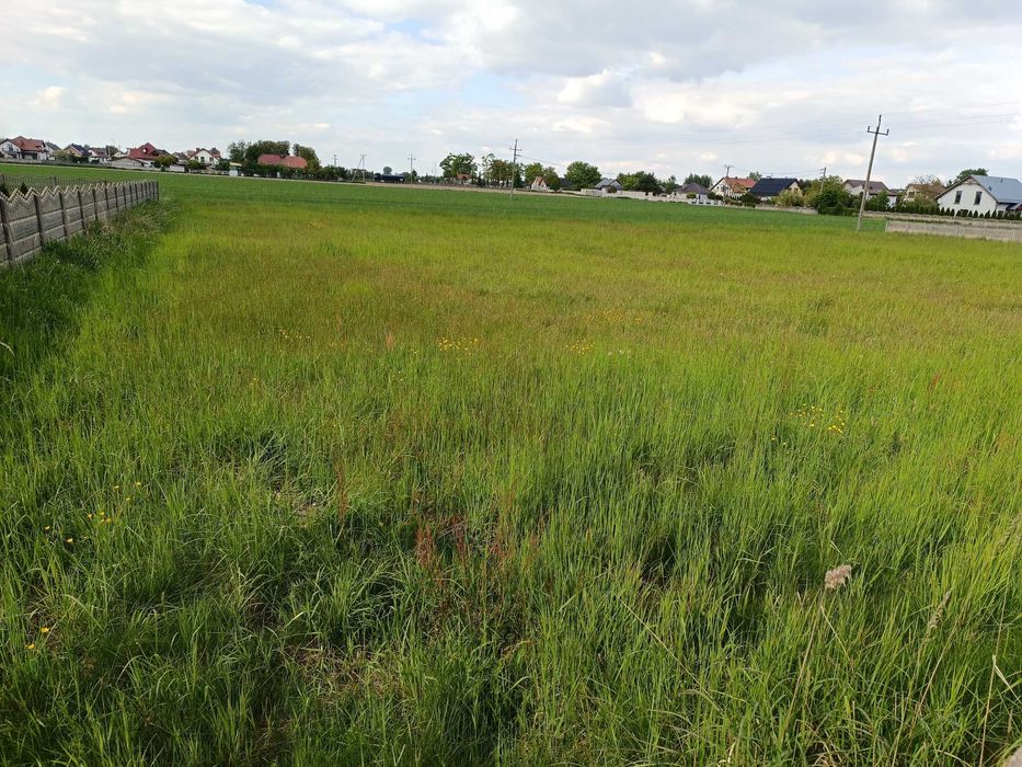 Działka budowlana 2.261 m2 z wydanymi WZ – bez pośredników