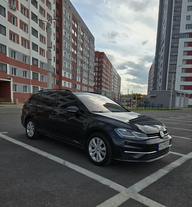 Продам Volkswagen Golf 7   Variant  2018 года, ресталинг