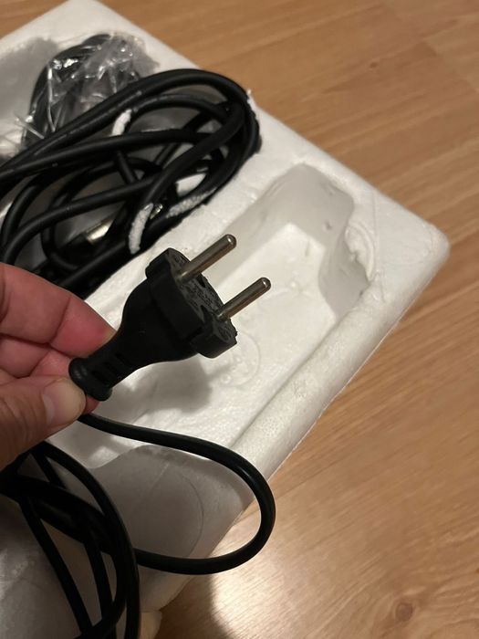 Colunas Tannoy Reveal 402 (par)