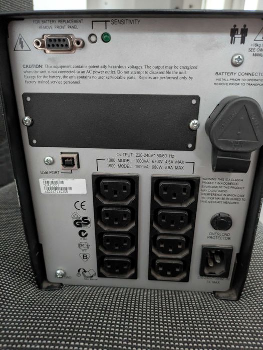 Ups APC Smart 1500VA