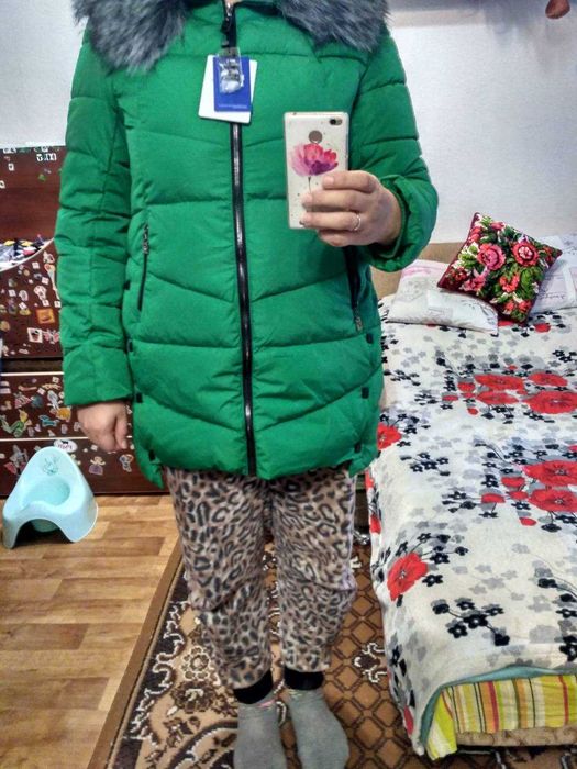 НОВА Зимова куртка 50 р.