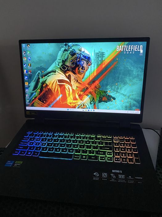 Laptop Acer Nitro 5  17.3  rtx4060 i5 12400h