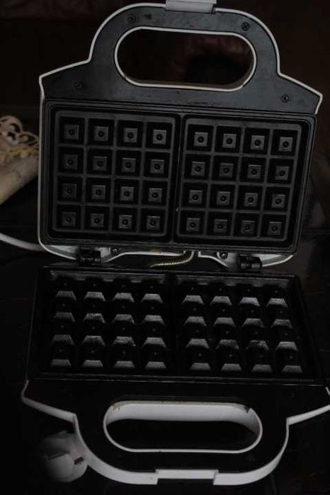 gofrownica-stan bardzo dobry