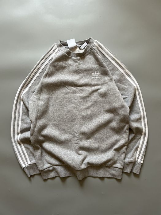 Світшот від Adidas на лампасах Y2k