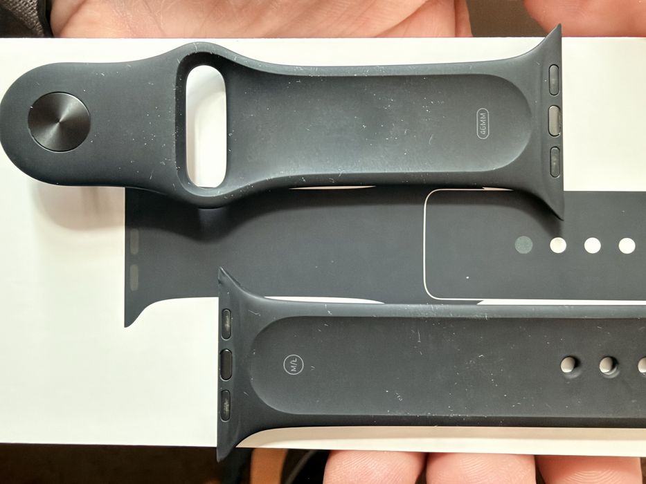 Чохол-ремінець Spigen Rugged Armor Pro для Apple Watch 10 46mm