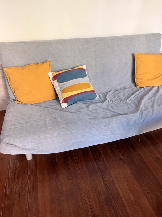 Sofa em estado razoavel