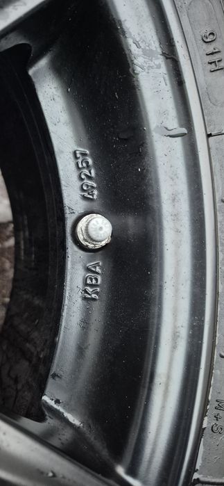 Alufelgi z oponami zimowymi Dezent BMW 5x120 205/55/R16