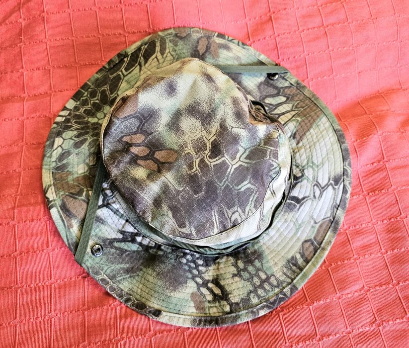 Kapelusze  Boonie camo, WZ 93 i Kryptek Mandrake, roz. 58, razem