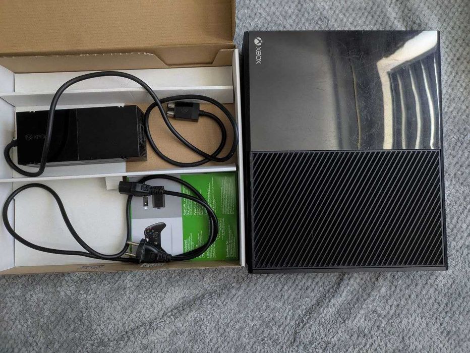 Xbox one 500gb (bez pada)