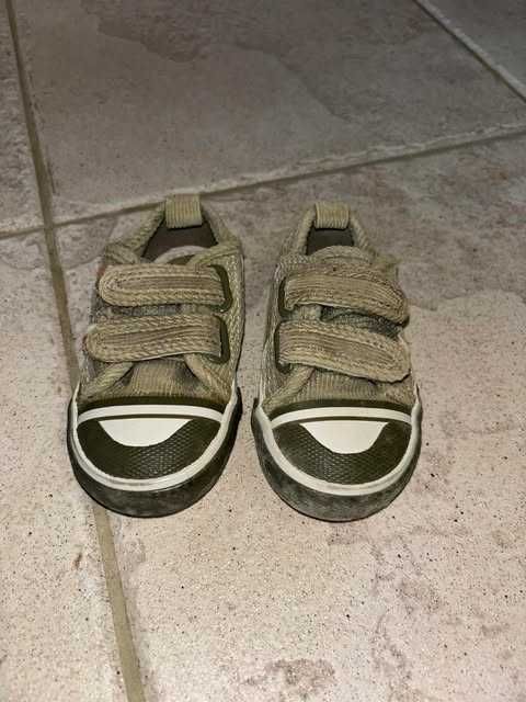 Trampeczki chłopięce, rozm. 19