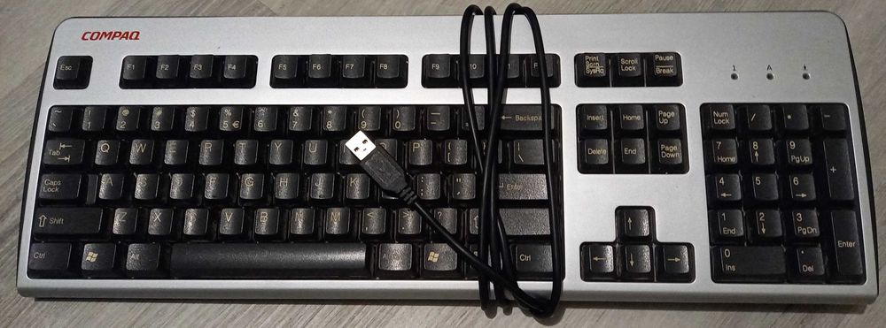Klawiatura komputerowa Compaq