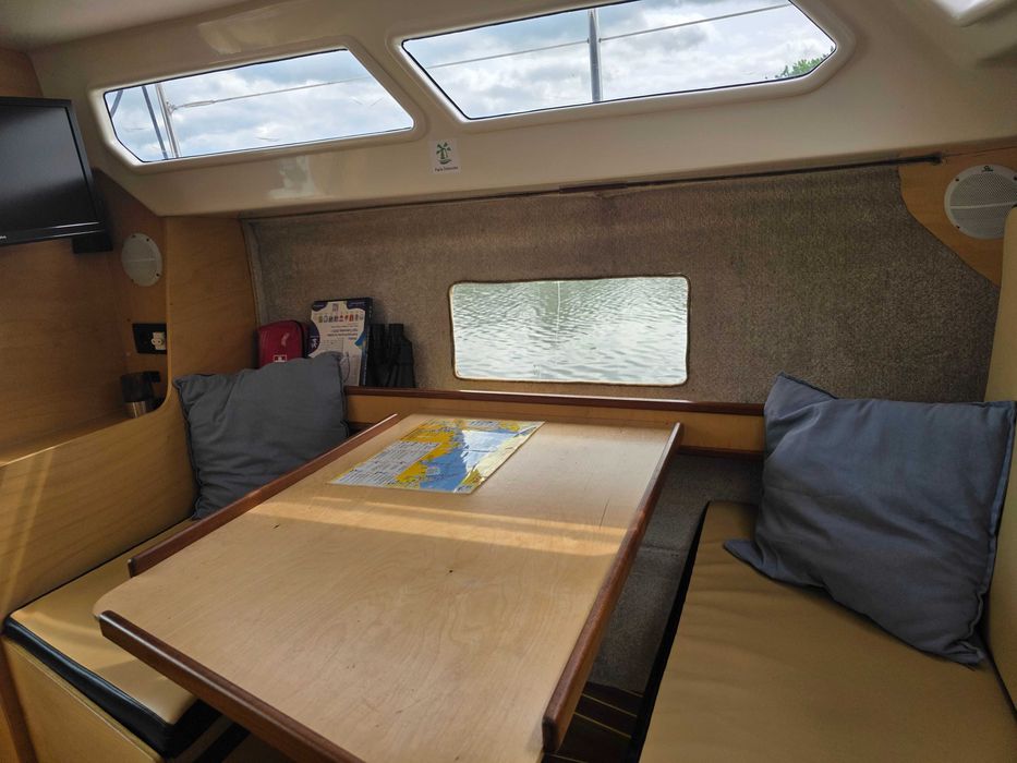 Wynajem łodzi bez patentu | Houseboat Żuławy | Gdańsk | Wakacje 2026