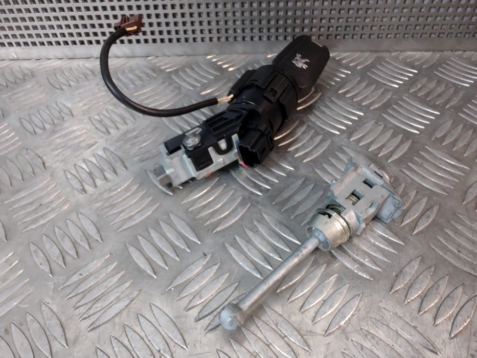 Canhão de Ignição e porta c/ Chave Peugeot 208 I (cc) 2011 a 2019
