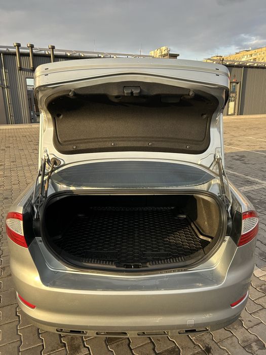 Ford Mondeo Автомат