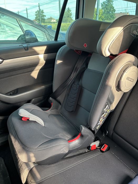 Fotelik Romer Britax z systemem xp-sict