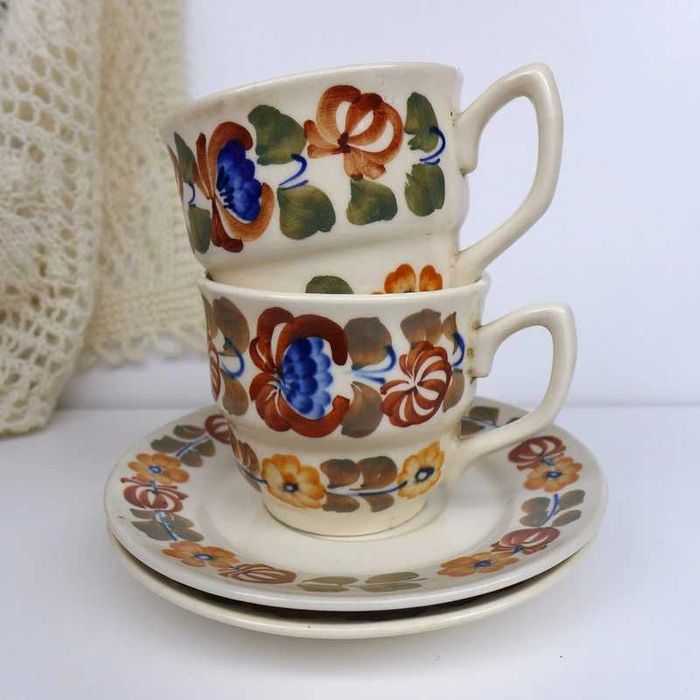 Fajans Włocławek True Vintage Made in Poland 2 filiżanki kubeczki i 2 spodeczki talerzyki | komplet para | do kawy lub herbaty | ręcznie malowane