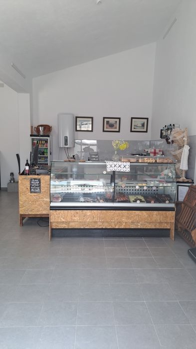 Vitrine Expositor com madeira