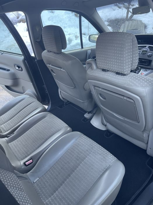 Автомобіль Renault Grand Scenic