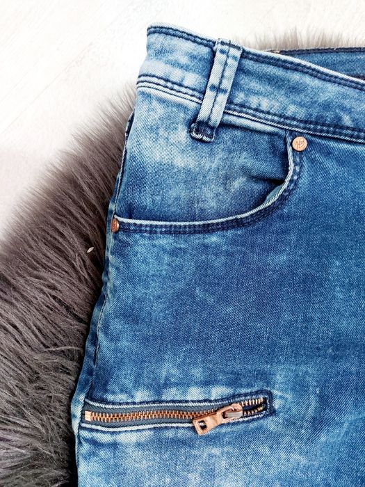 Spodnie skinny 36-38