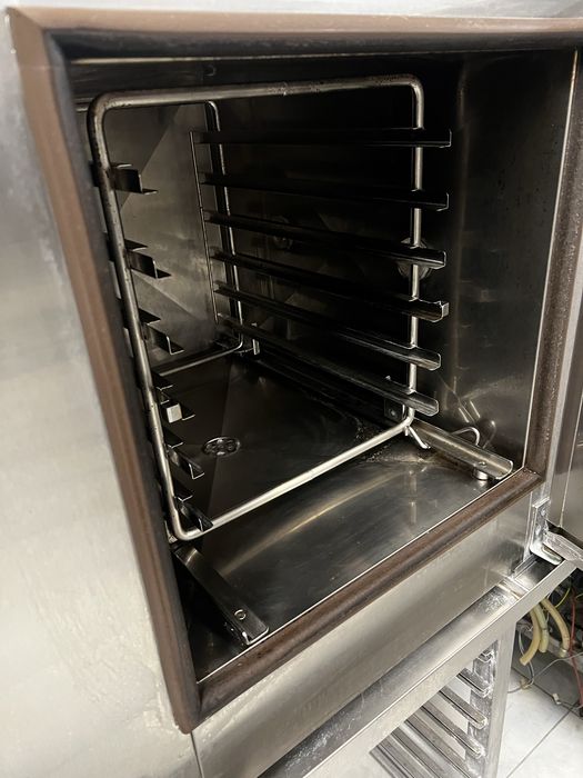 Piec konwekcyjno parowy Rational CD 6. Piekarnik gastronomiczny