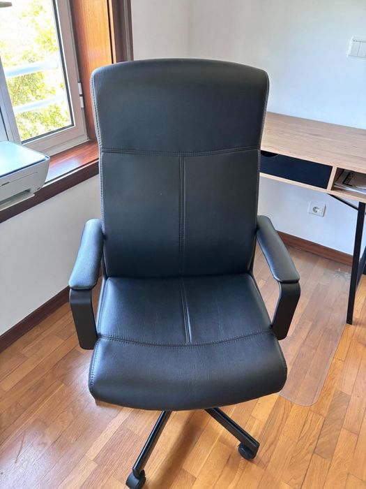 Secretaria + Cadeira