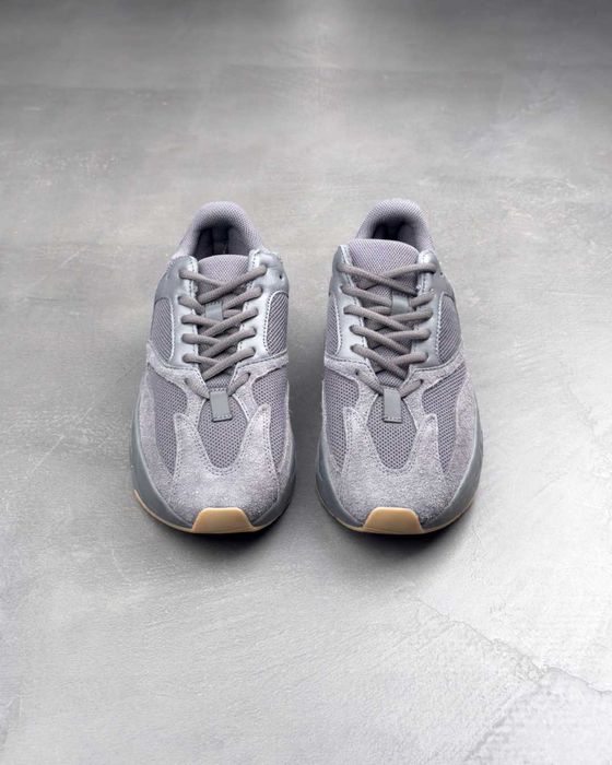 Кросівки Yeezy Boost 700 Utility Black