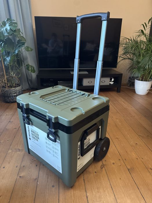 Lodowka Stanley samochodowa