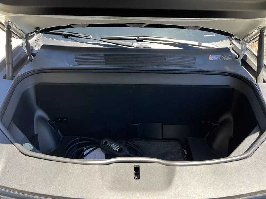 2023 Rivian R1S Adventure