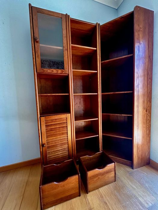 Armários modulares em pinho maciço com módulo de canto – 3 peças