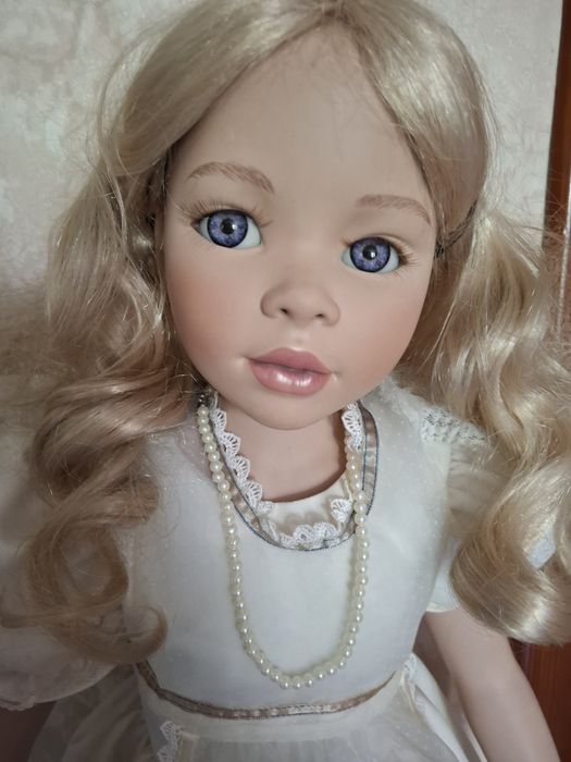 Коллекционная фарфоровая кукла от Памелы Эрфф