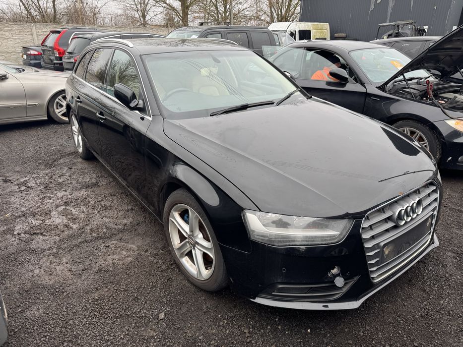 Audi A4B8 2012 R, silnik 2.0 diesel Anglik z kluczykami