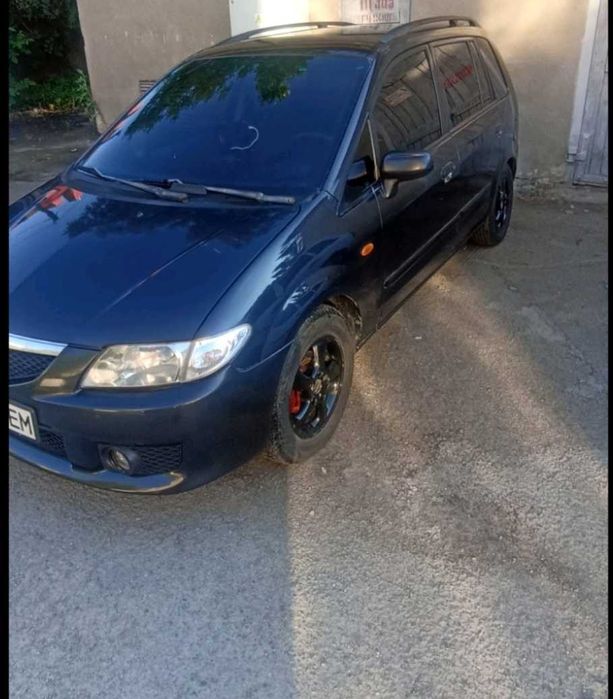Автомобіль Mazda premacy